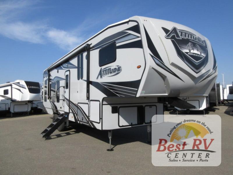 New Eclipse Attitude Wide Lite Sag Toy Hauler Fifth Wheel At