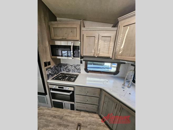 New Northwood Arctic Fox Grande Ronde L Fifth Wheel At