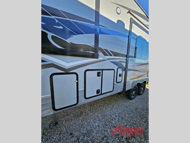 New 2024 Northwood Arctic Fox Grande Ronde 27 5L Fifth Wheel At