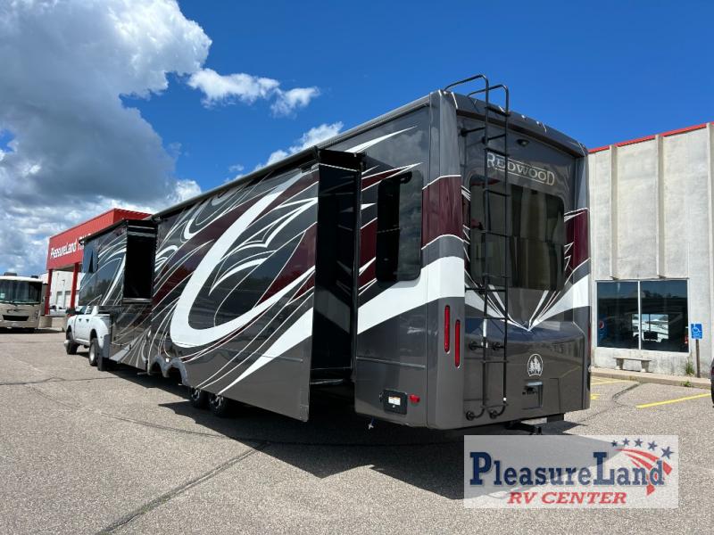 New Redwood Rv Redwood Gk Fifth Wheel At Pleasureland Rv St