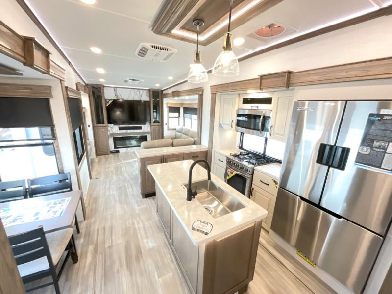 New 2024 Alliance RV Paradigm 375RD Fifth Wheel At Ron Hoover RV