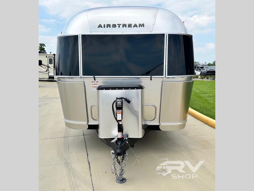 New 2023 Airstream RV Globetrotter 27FB Twin Travel Trailer At The RV