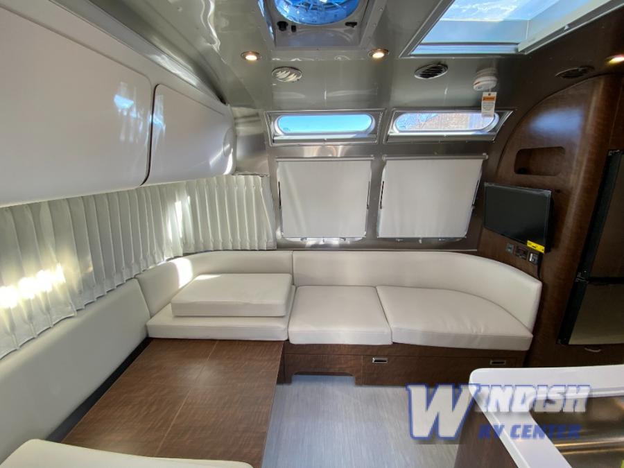 New Airstream Rv Globetrotter Fb Twin Travel Trailer At Windish