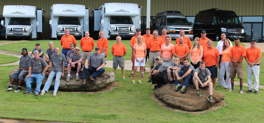 2014 Bob Ledford's Adventure Motorhomes Staff