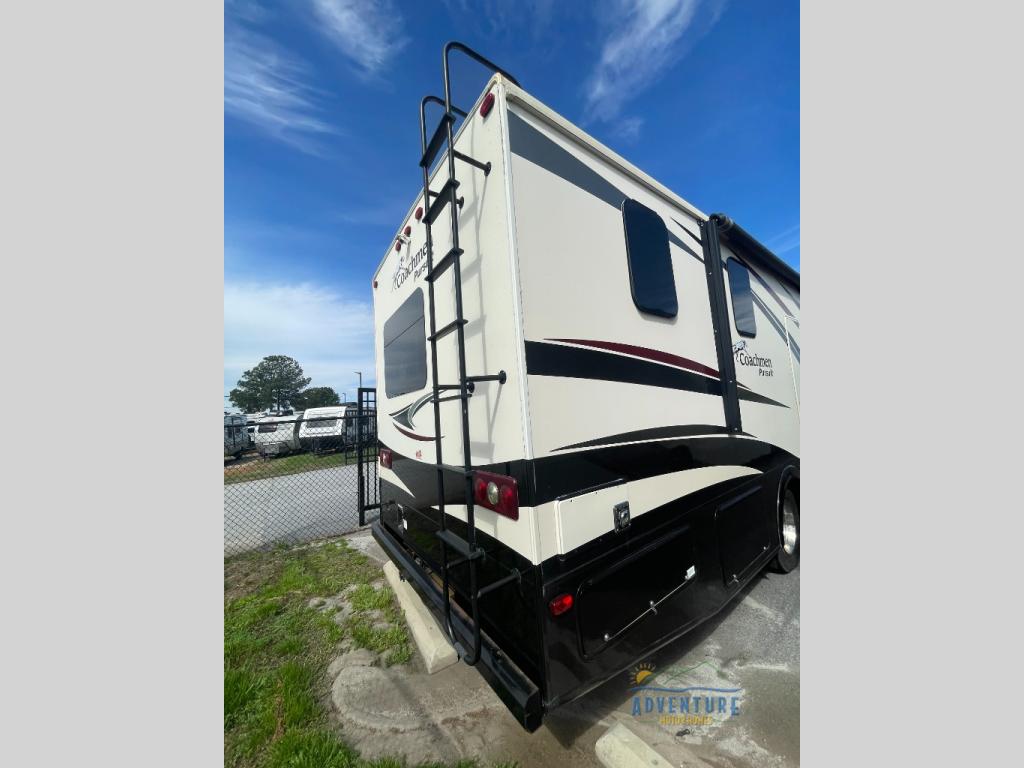 RV listing image