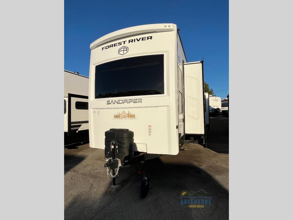 RV listing image