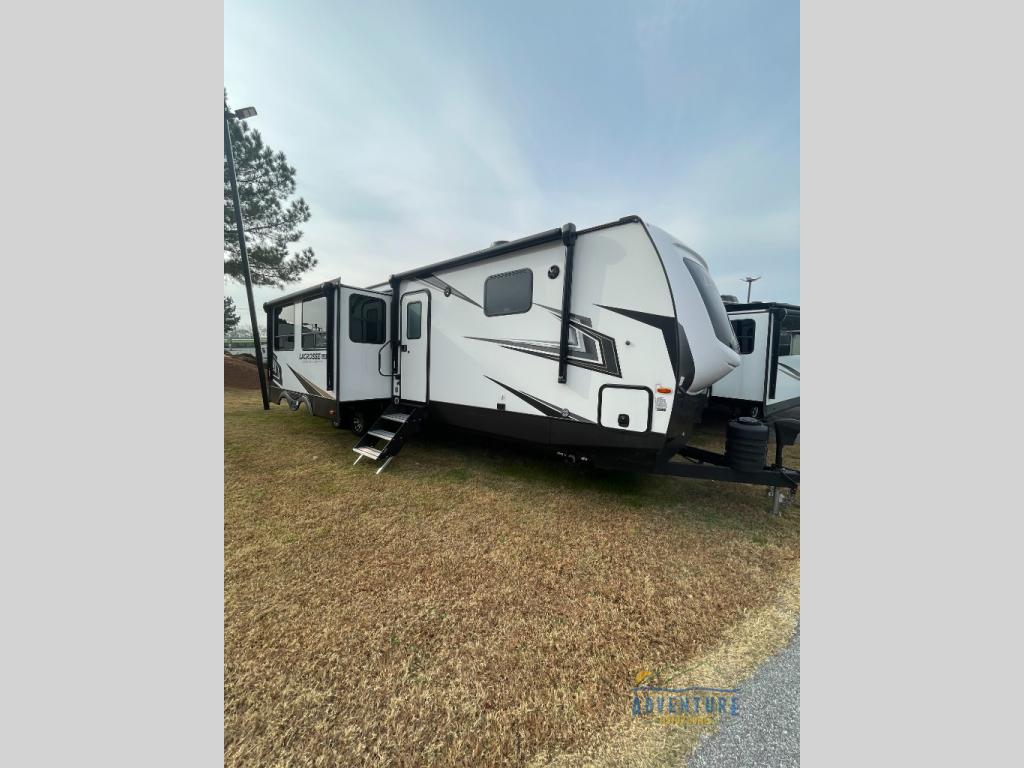 RV listing image