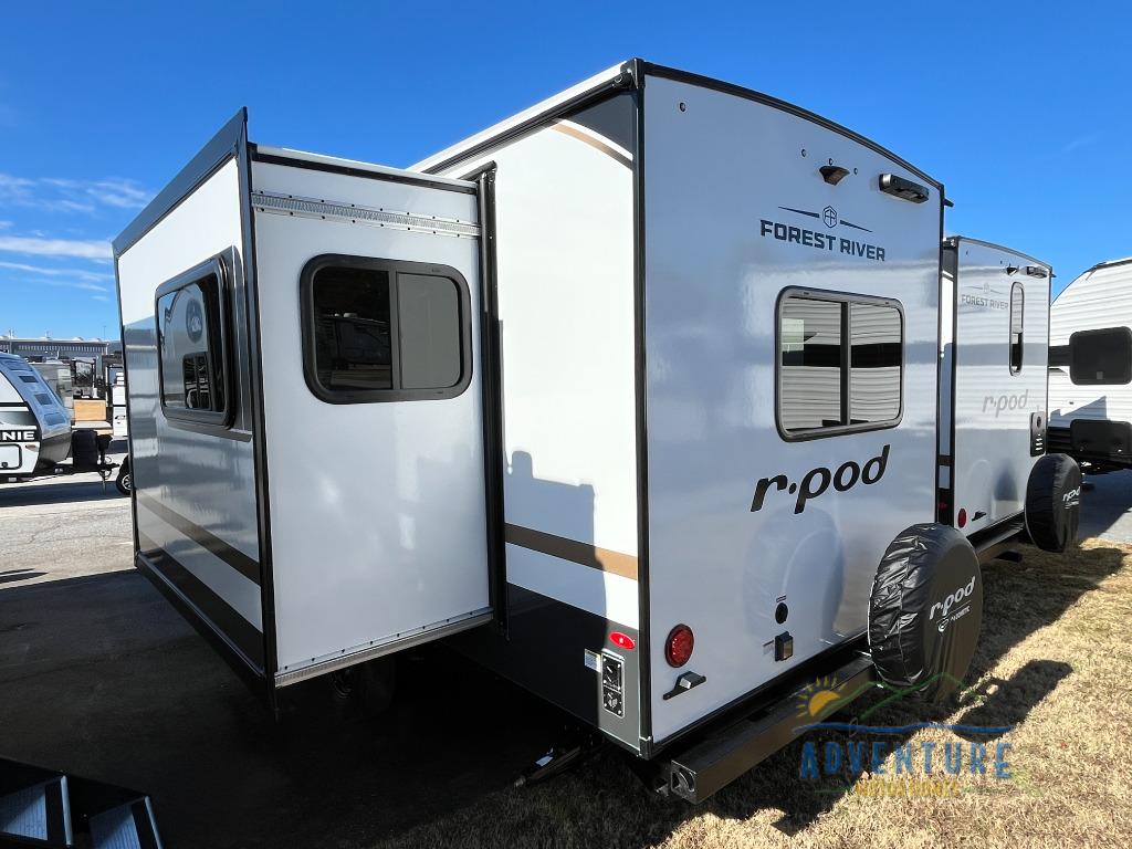 RV listing image