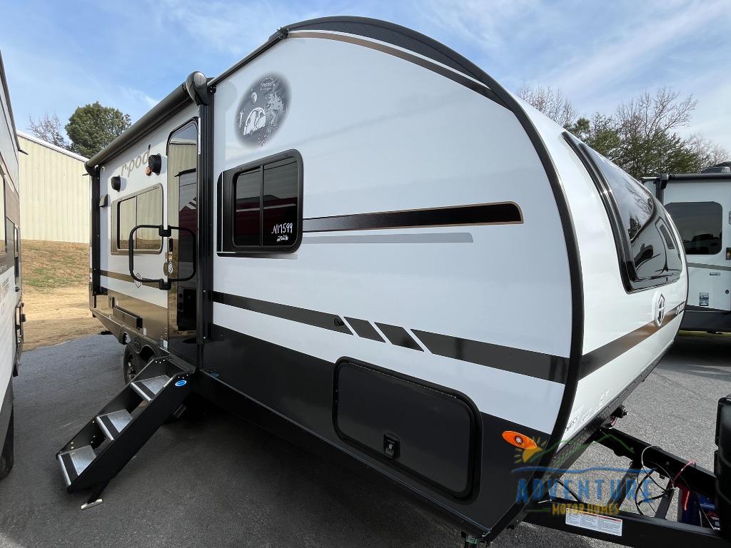 RV listing image
