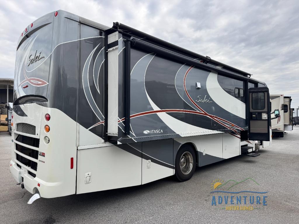 RV listing image