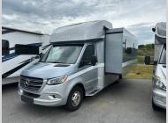 Used 2022 Tiffin Motorhomes Wayfarer 25 RW image