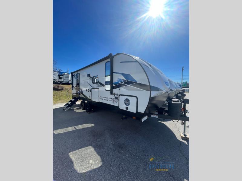 Forest River Cherokee Alpha Wolf Image