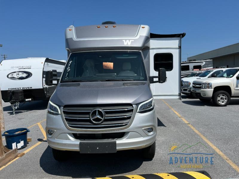 Winnebago Navion Image