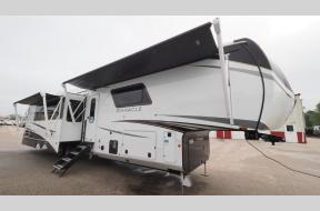 New 2025 Jayco Pinnacle 38FBRK Photo