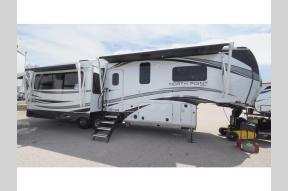 New 2022 Jayco North Point 340CKTS Photo