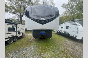 New 2024 Jayco North Point 382FLRB Photo