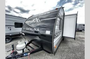 New 2025 Coachmen RV Catalina Summit Series 7 184BHSX Photo