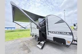 New 2026 Coachmen RV Catalina Summit Series 7 164BHX Photo