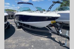 New 2023 CHAPARRAL 23SSI Photo