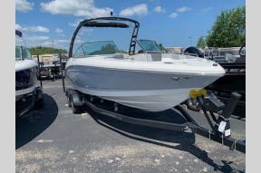 New 2023 Chaparral Boats CHAPARRAL 23SSI Photo