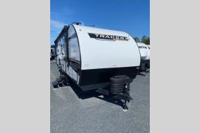 New 2025 Prime Time RV Tracer 240BHSLE Photo