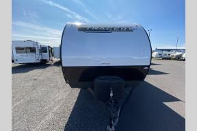 New 2025 Prime Time RV Tracer 240BHSLE Photo