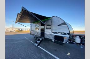 New 2025 Coachmen RV Catalina Summit Series 8 211BH Photo