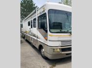 Used 2003 Fleetwood RV Bounder 37U image