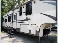 Used 2018 CrossRoads RV Volante 320IK image