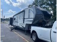 Used 2019 Keystone RV Sprinter 3531FWDEN image