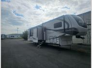 Used 2024 Alliance RV Paradigm 395DS image