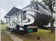 Used 2017 Jayco Seismic Wave 310W image