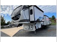 New 2025 Keystone RV Montana High Country 389BH image