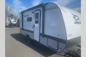New 2025 Jayco Jay Feather 17BHSL Photo