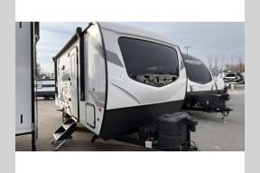 Used 2021 Dutchmen RV Coleman Rubicon 1628BH Photo