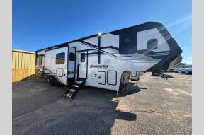 New 2025 Grand Design Momentum M-Class 344M Photo