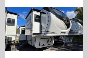 New 2025 Keystone RV Montana 3761FL Photo