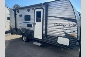 Used 2018 Keystone RV Summerland Mini 1800BH Photo