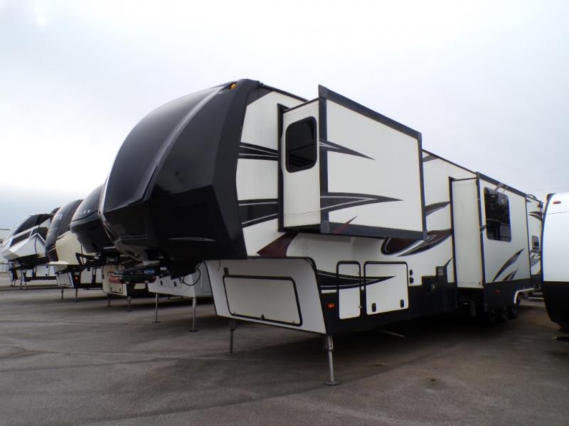 RV listing image