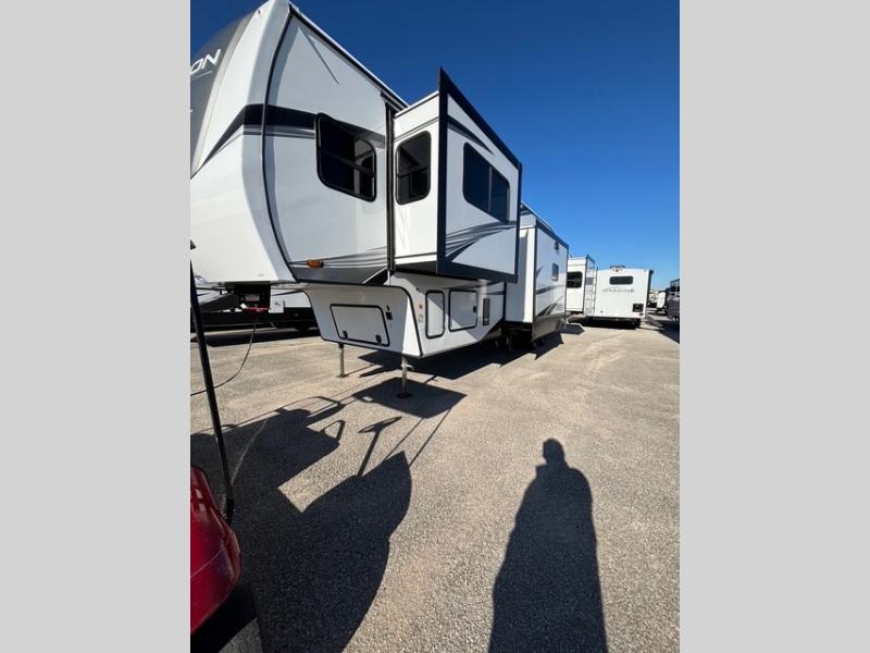 RV listing image