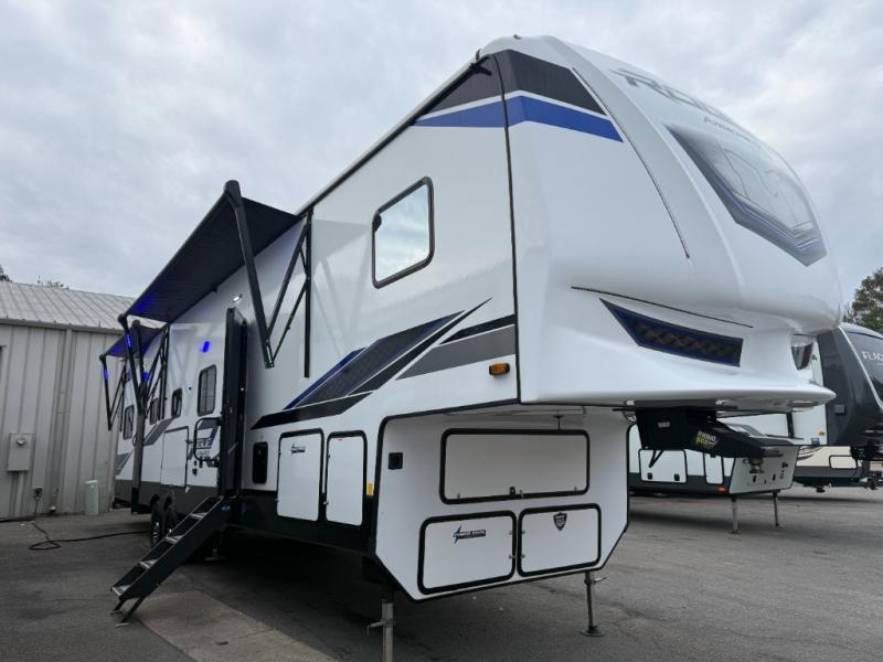 RV listing image