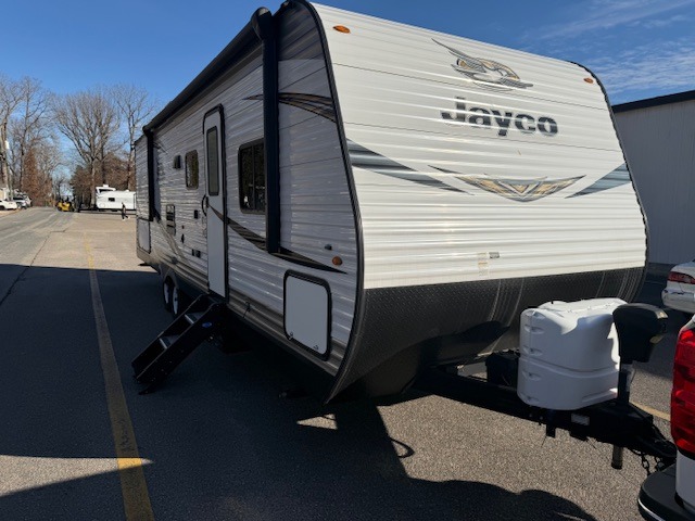 RV listing image