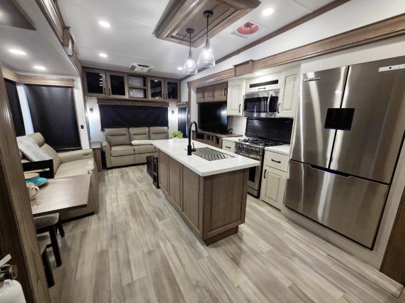 RV listing image