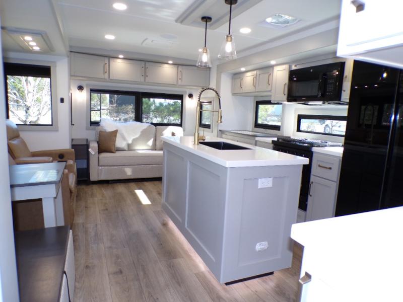RV listing image
