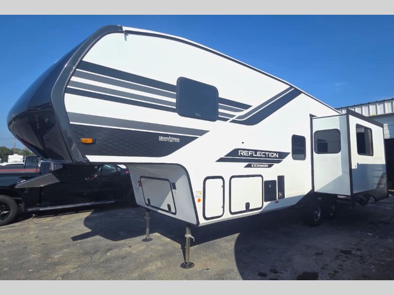 RV listing image