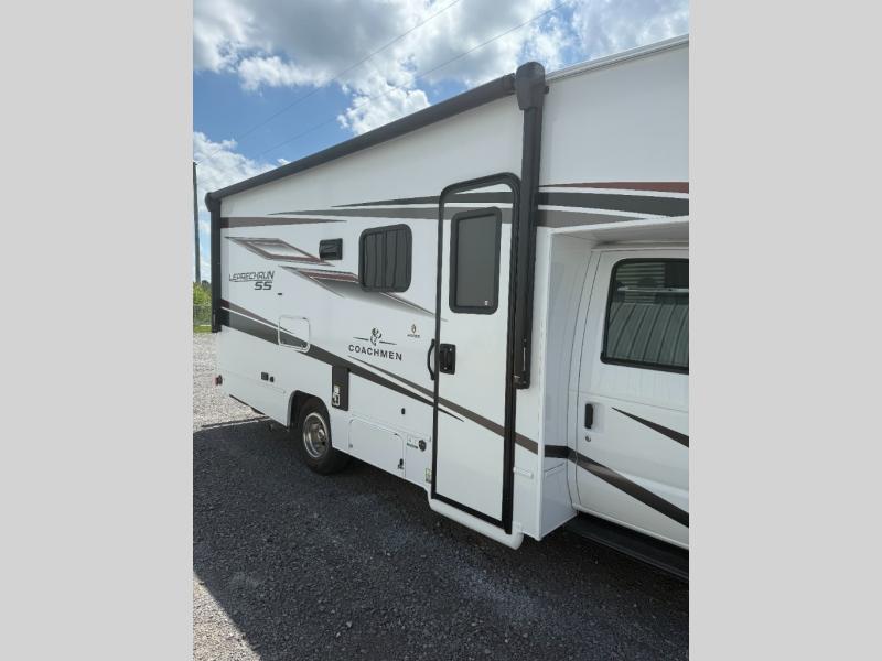 RV listing image