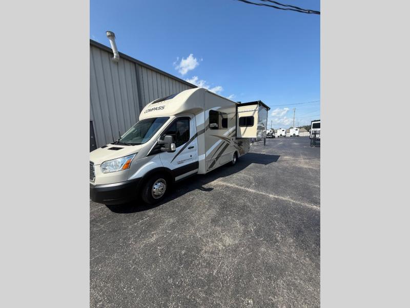 RV listing image