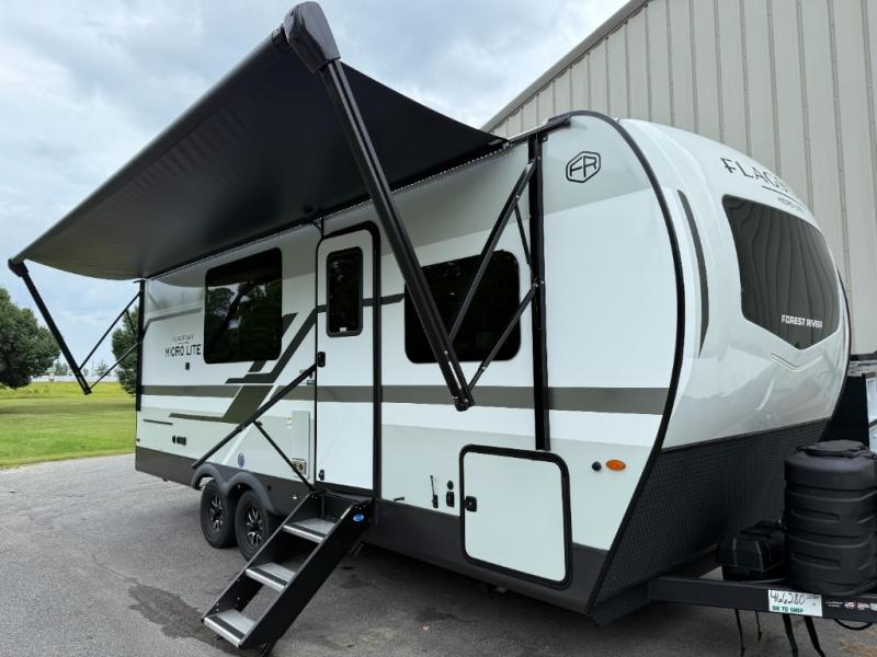 RV listing image