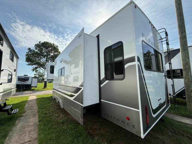 RV listing image