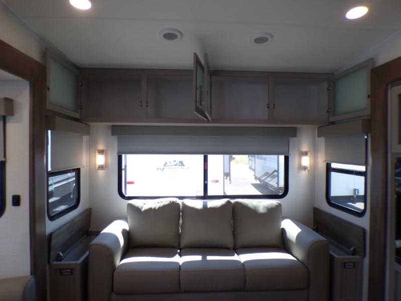 RV listing image